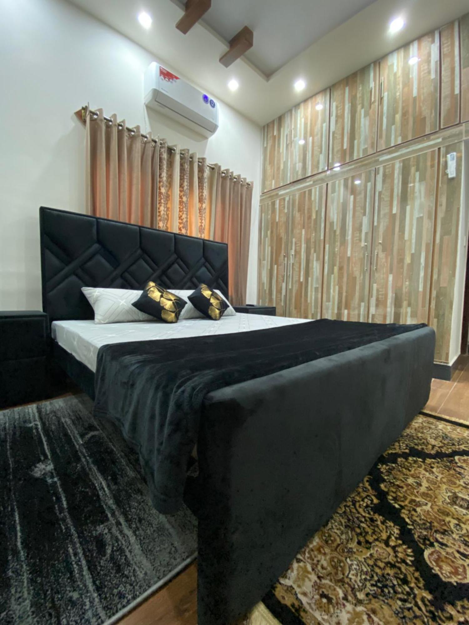 The Comfort Lodge Исламабад Экстерьер фото